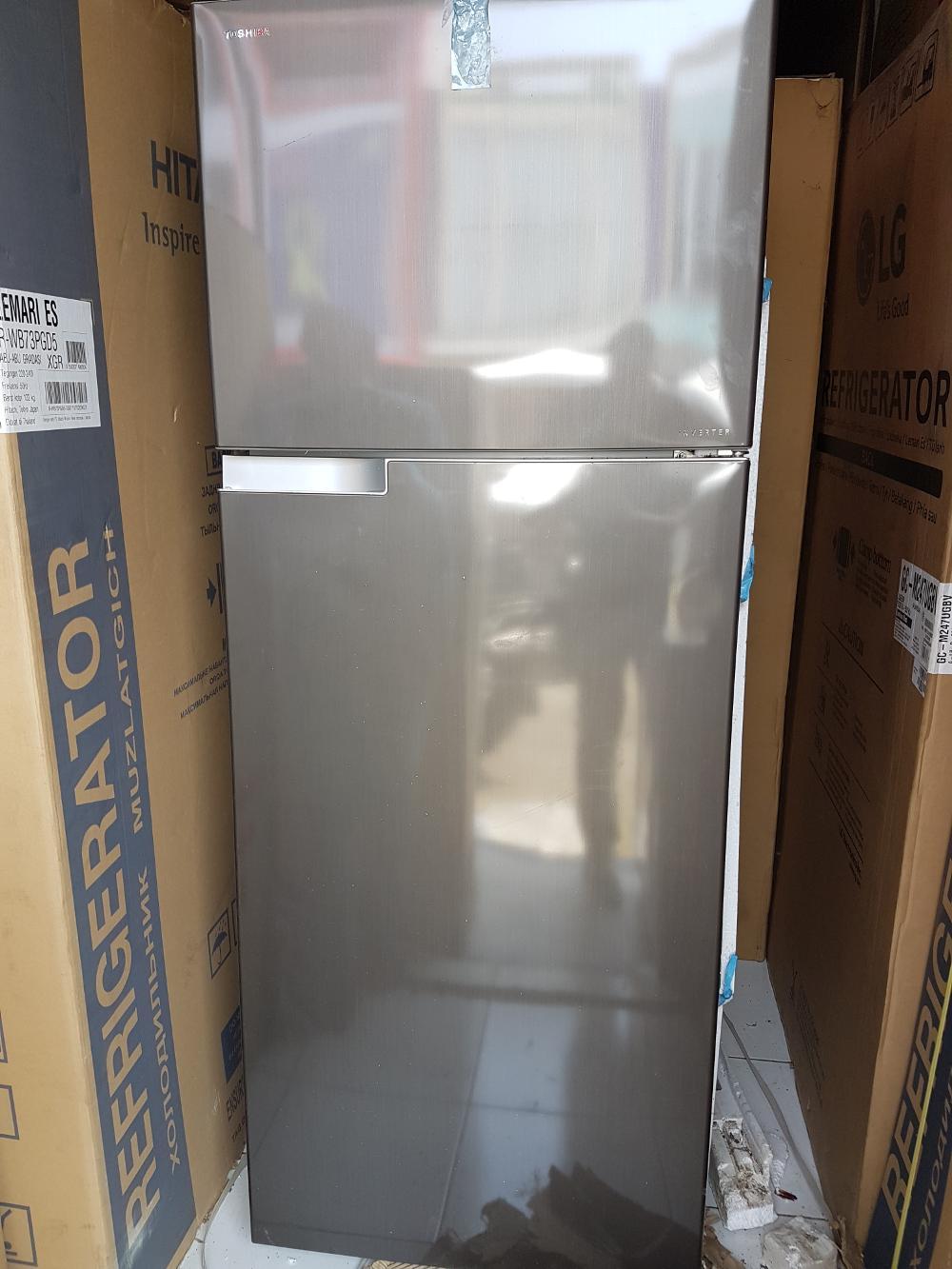 Kulkas 2 Pintu Besar Toshiba Tipe GR-T51EBZ