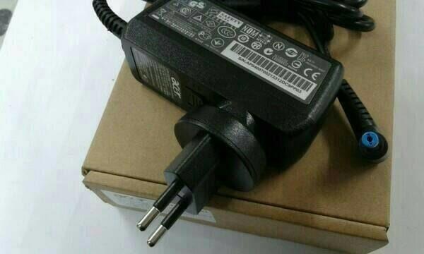 Adaptor Charger Laptop Acer Aspire One V5-121, V5-122, V5-122P, V5-123