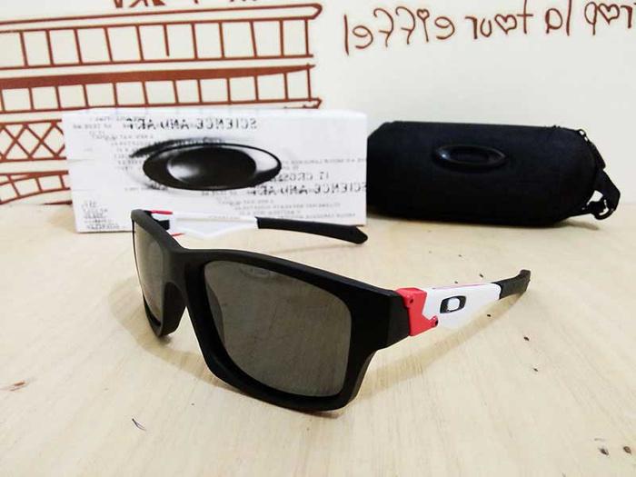 Diskon 10%!! Kacamata Pria U002F Cowo Oakley Jupiter - ready stock