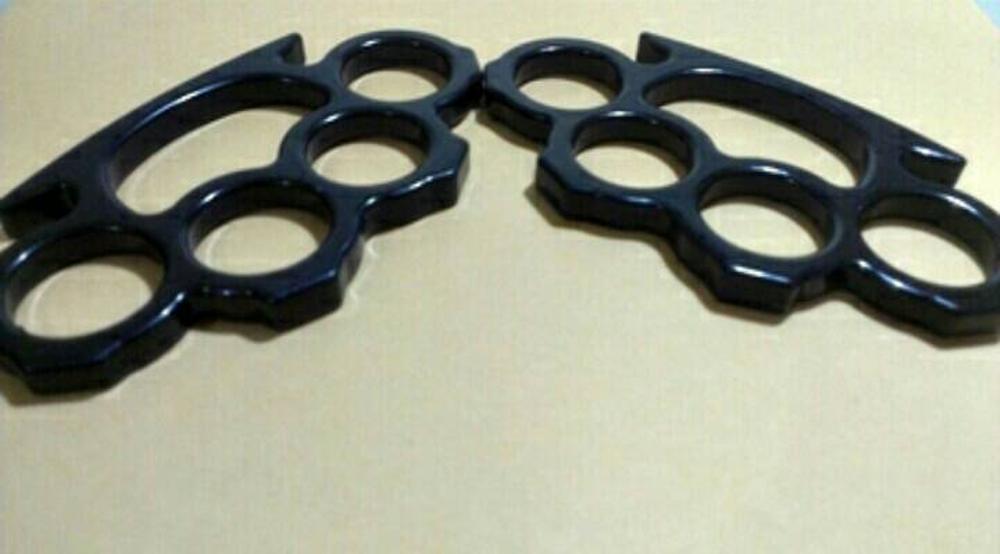 sepasang knuckle brass knuckel kerling trakling krakling knakel tipis ninja gta pes 2016 fallout combat arms crossfire counter strike uno pc gta pes 2016 muat di celana jeans jaket kaos hoodie di lapak SALE STOKIST sale_stokist