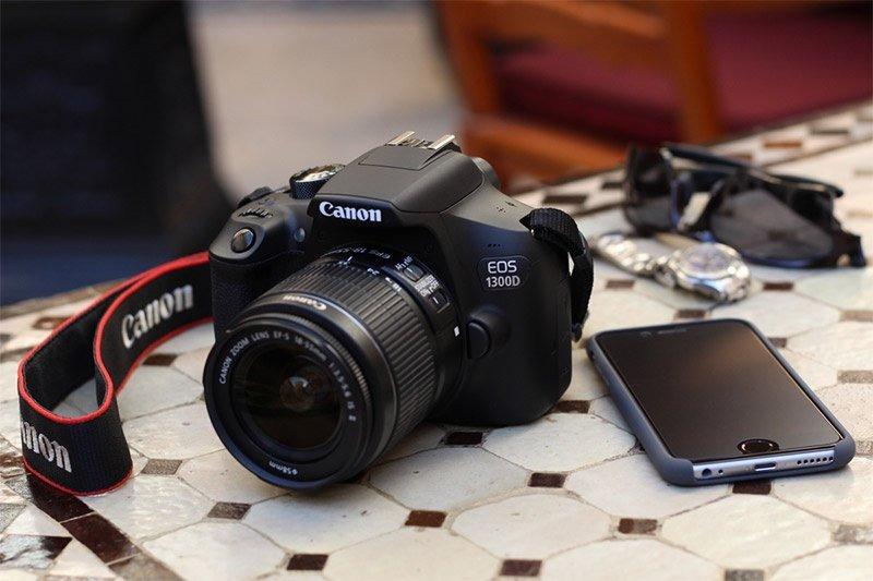 Canon EOS 1300D 18MP (Wi-Fi/NFC) with Lens EF-S 18-55mm III