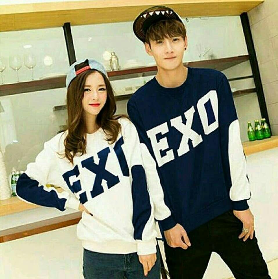 Tj-fashion kaos couple exxo combi (P. Putih L.navy)-kaos couple-kaos couple lengan panjang-kaos kembaran-kaos pasangan-harga sepasang-couple fashion