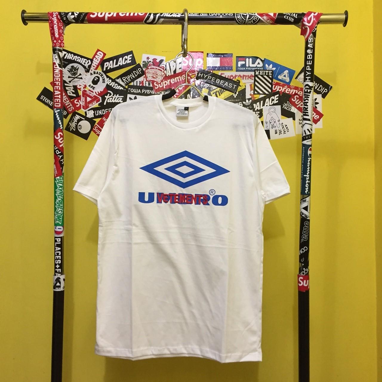 Soaxcloth Kaos/Tshirt Vetement x Umbro White Limited