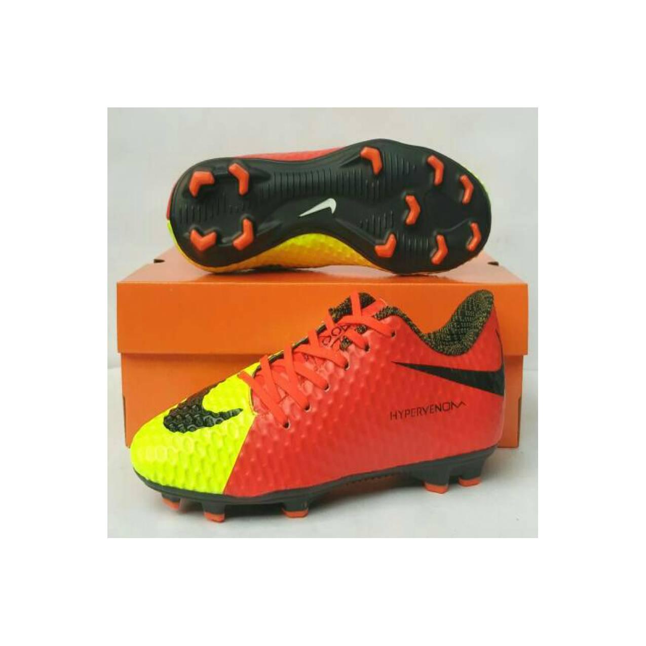 Sepatu Bola Nike Hypervenom / Sepatu Olahraga / Sepak Bola & Futsal