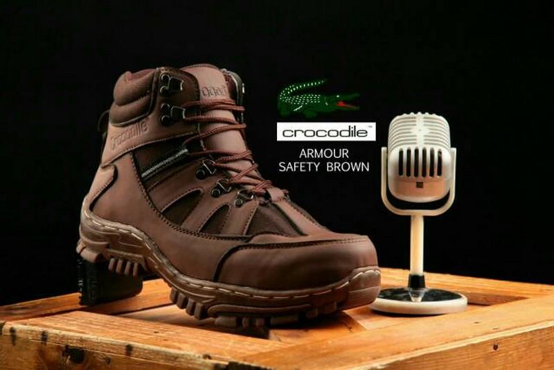 SEPATU KERJA PROYEK LAPANGAN UKUNG BESI SAFETY SHOES SEPATU BOOTS PRIA SEPATU BOOT COWOK CROCODILES ARMOUR LELAKI SEJATI RIDER TOURING SEPATU GUNUNG TRACKING PDL SEPATU TNI US ARMY DELTA UKURAN 38 39 40 41 42 43 44
