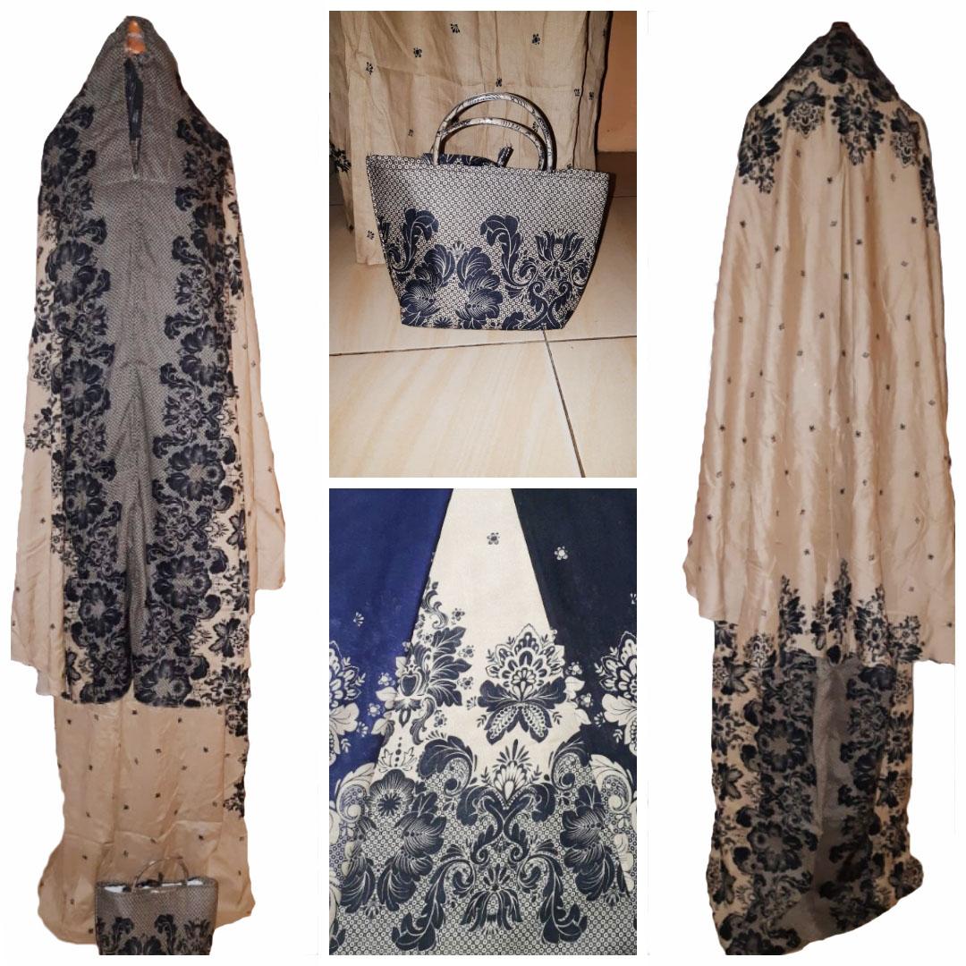 Grateful Fashion Mukena Dewasa Daisy Batik Solo - Hitam - High Quality 2