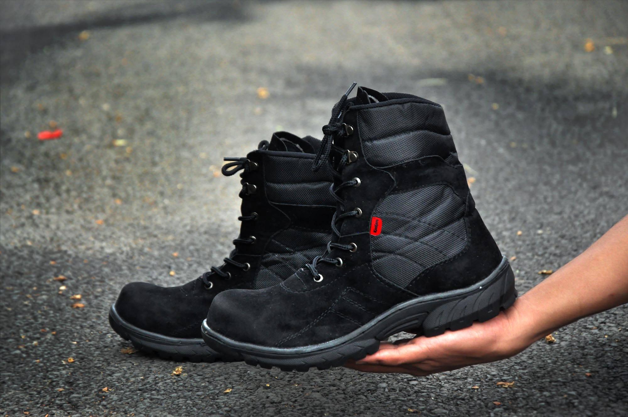 Sepatu Boots Kickers Safety sepatu Pria Sepatu Kerja Sepatu Outdoor