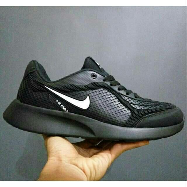SEPATU SEKOLAH NIKE AIRMAX HITAM POLOS LOGO PUTIH
