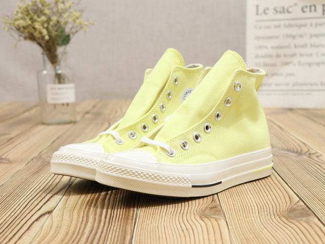 Produk Baru Asli Pria dan Wanita Sepatu Kets Converse Unisex Sepatu Datar Sepatu Kanvas Modis