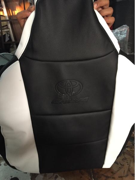Sarung Jok Toyota Calya dan Zigra bahan cherokee / Interior Mobil