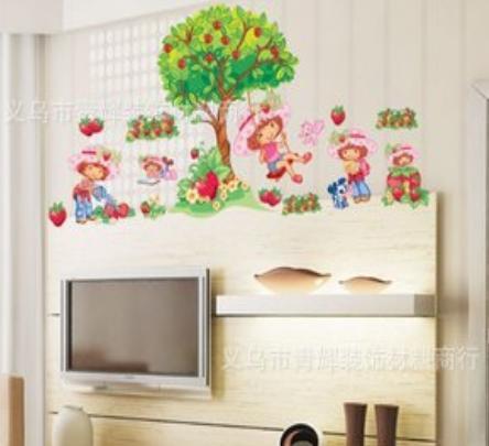 Set Stiker Dekorasi Dinding Motif Gadis Kecil Bermain di Kebun MP RAMAYANA 1829