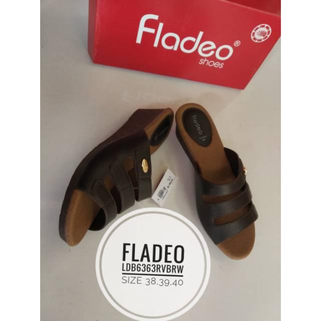 SALE!!!! Sandal Fladeo ORI tinggal size 38,39 Variasi Tidak Ada