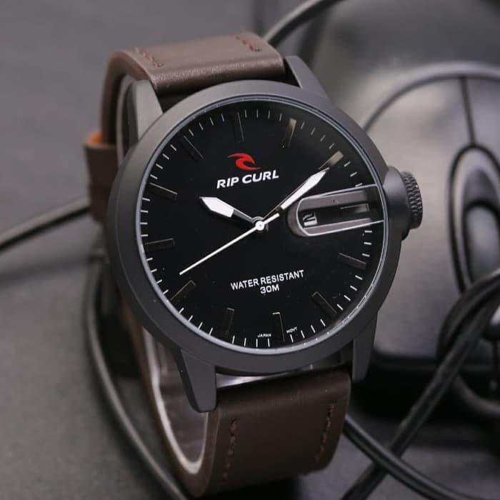 PALING DICARI TERLARIS - Jam Tangan Pria / Cowok Ripcurl Qruz Leather Dark Brown Silver