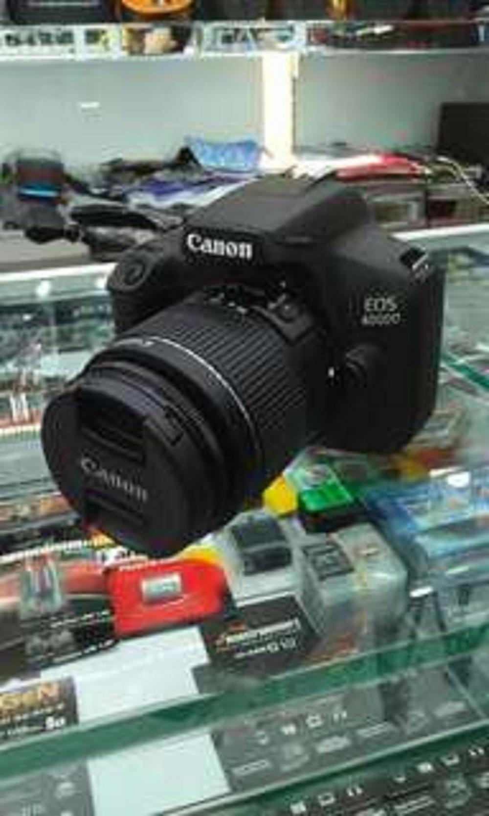 Canon EOS 4000D DSLR Camera and EF-S 18-55 mm f/3.5-5.6 III Lens - Black
