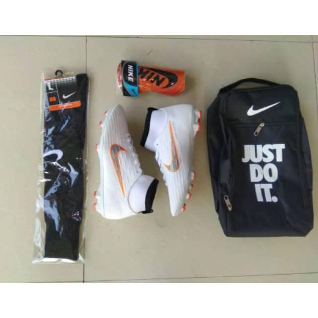 SEPATU BOLA Paket komplit nike boots bola joos TAS,DECKER,KAOS KAKI