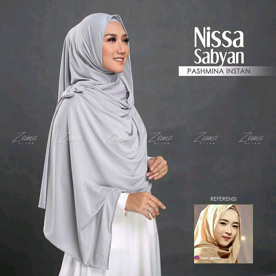 New Nissa Sabyan Pashmina Abu Muslim Bergo Layer Khimar Jilbab Vanilla Hijab Pet Antem Fashion Instan Wanita