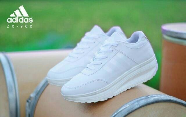 Sepatu wanita sneakers/Sepatu wanita flat/Sepatu wanita wedges/Sepatu wanita heels/Sepatu wanita murah/Sepatu wanita kickers/Sepatu wanita import KETS ADIDAS ZX (PUTIH)