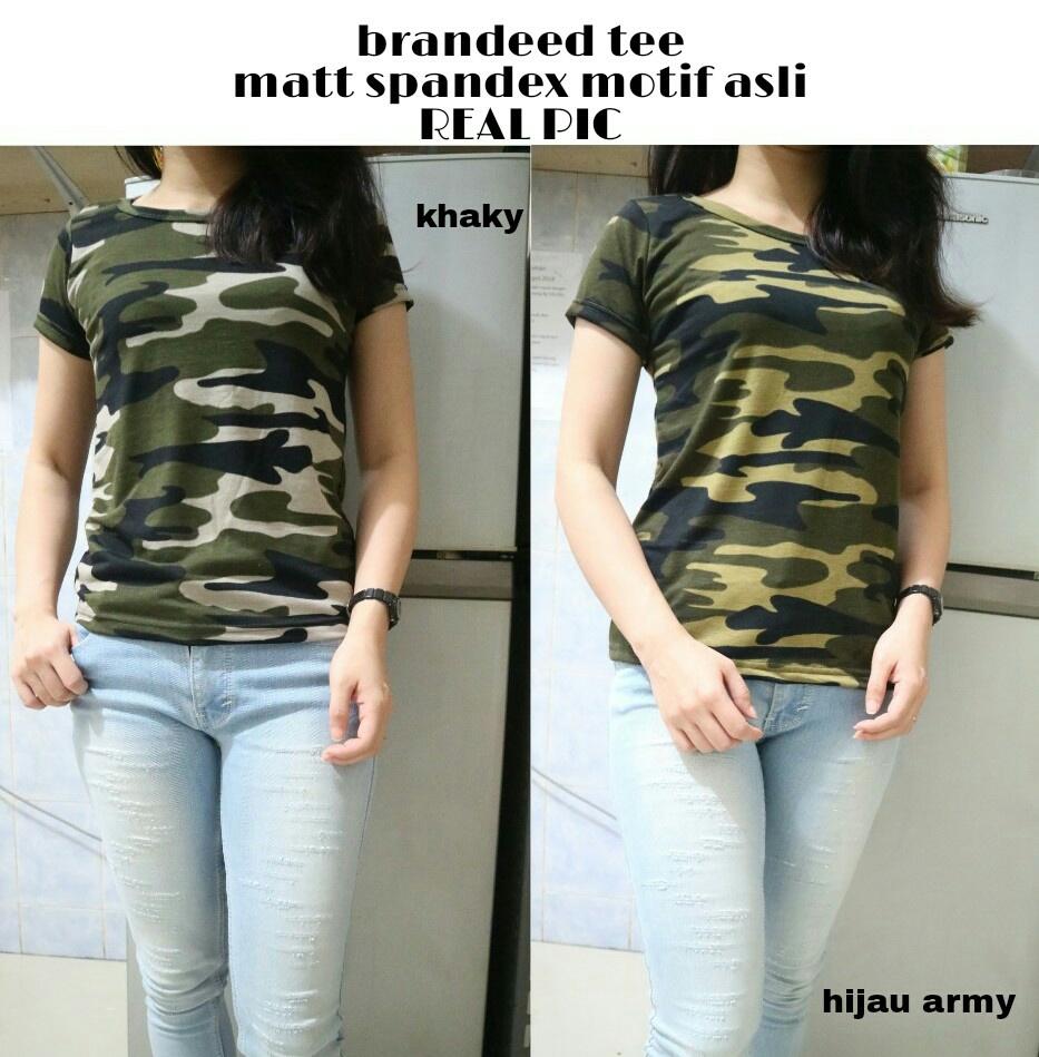 J&C Brandeed Tee / Baju Pendek Wanita / Kaos Pendek / Atasan Model Crop Tee / Baju Santai Wanita / T-Shirt Wanita / Crop Tee / Kaos Lengan Pendek / Kaos Spandek