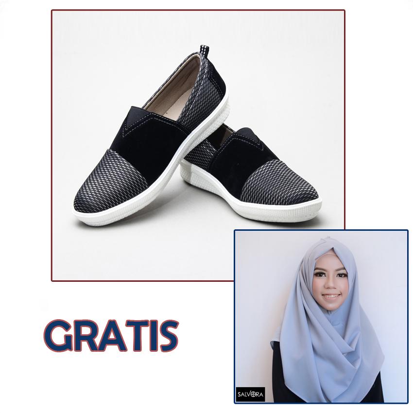 Fashion wanita / flat shoes / flat shoes wanita / flatshoes / sepatu casual / sepatu cewek / sepatu cewe / sepatu flat / sepatu flat wanita / sepatu murah / sepatu slip on wanitaSVR10 hitam GRATIS jilbab pashmina instan PI-1 abu-abu