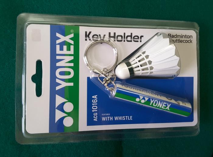 HARGA SPESIAL!!! Gantungan Kunci/Keychain Yonex berbentuk shuttlecock dan peluit unik - TK7cHN