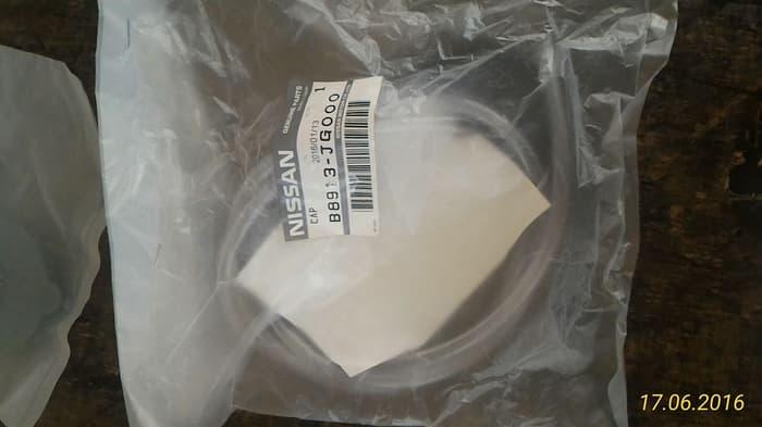 Tutup tabung air wiper Cap Washer Tank Nissan (Selang)