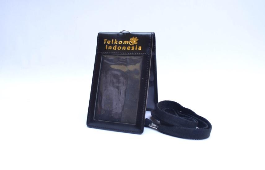 Tempat ID Card Name Tag Kulit Asli Logo Telkom