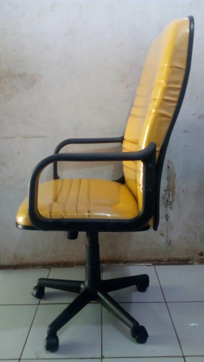 Produsen Kursi Kerja Kantor Direksi, Direktur, Gaming, Komputer Kuning