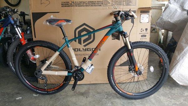 Sepeda 27.5 MTB POLYGON XTRADA 6
