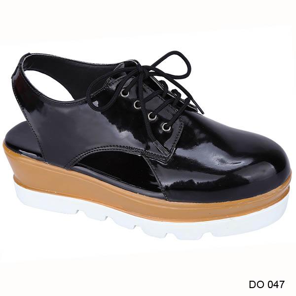 Catenzo Sepatu Wedges Hitam - DO 047