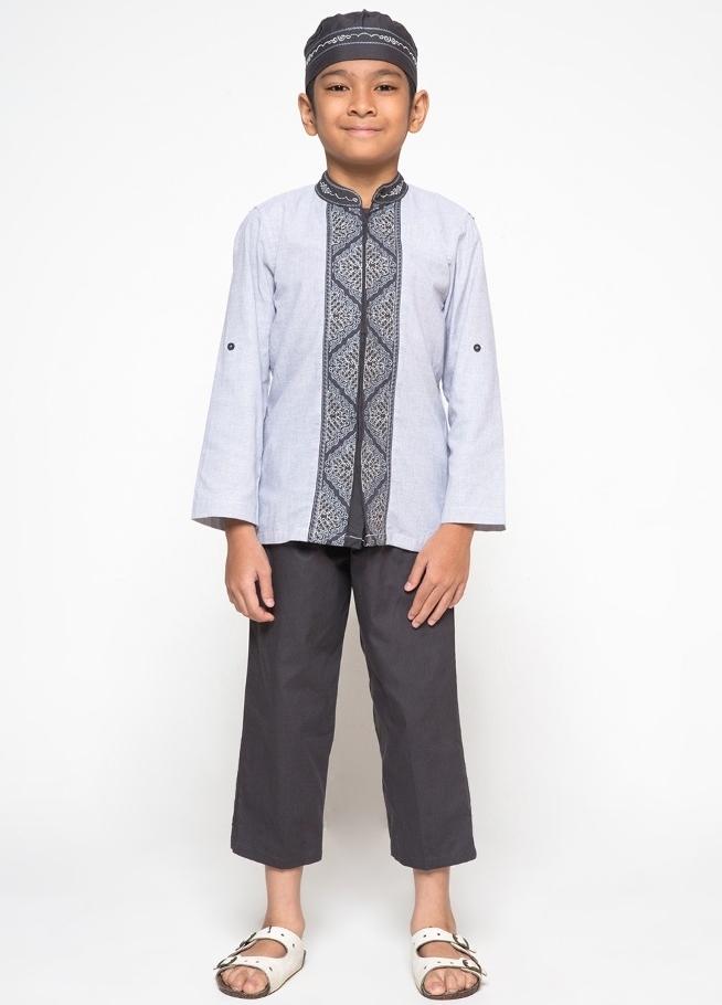LITTLE M Setelan Baju Koko Filafil Bordir Lengan Panjang -Pastel Grey