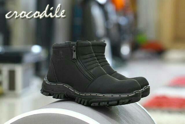 sepatu boots pria work safety crocodile 