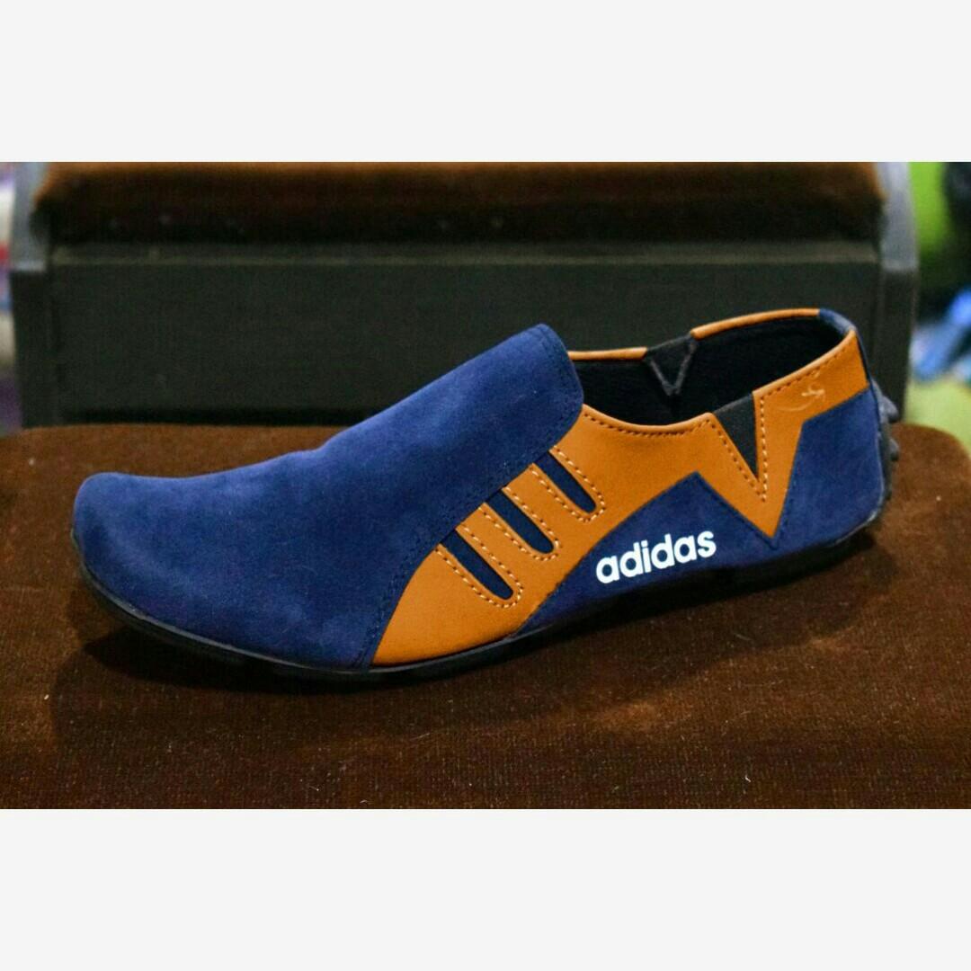 Sepatu Casual Pria Slip On Adidas Ziverseven sepatu Casual Sneakers Slip on Slop Loafers Formal Santai Jalan-jalan Kerja Kantor Nike adidas Boots vans Kickers Caterpillar tracking Hiking Pria 