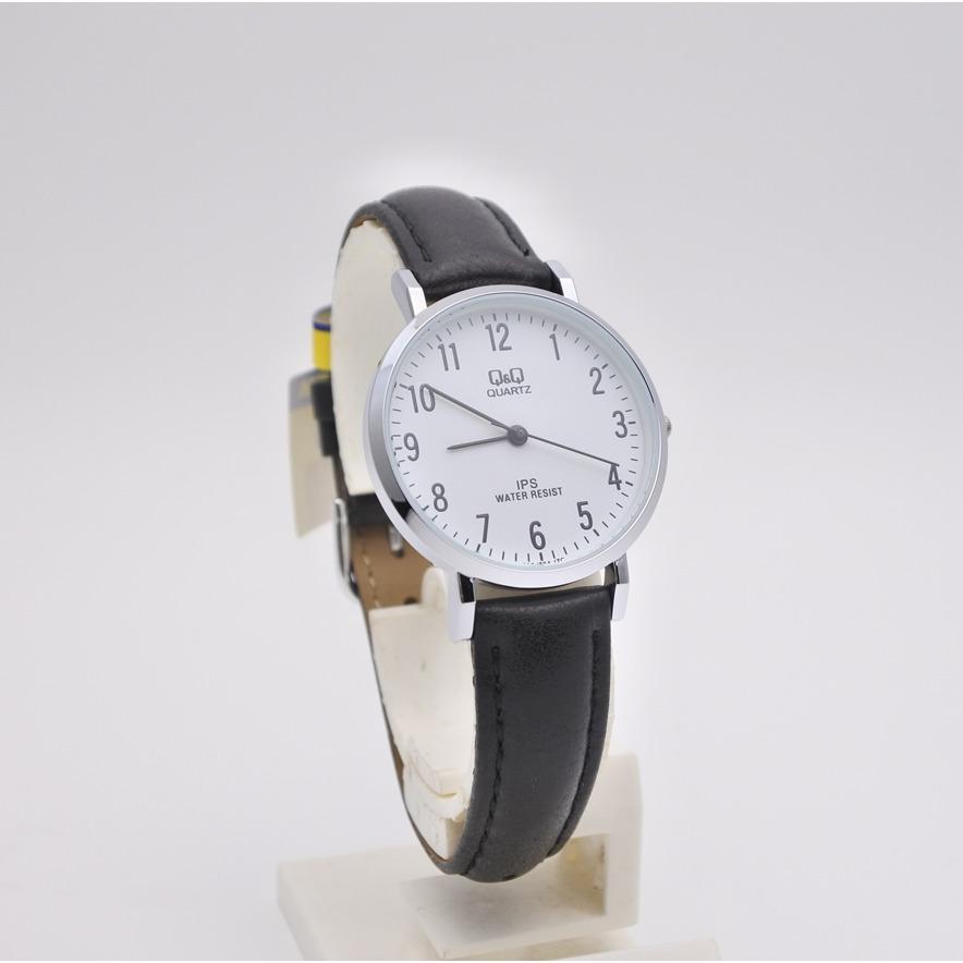 Q&Q QQ QnQ Analog Jam Tangan Wanita Kulit Hitam QZ03J304Y Original