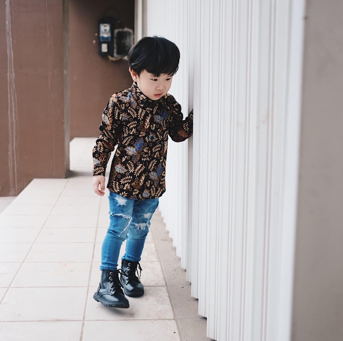 Promo Batik Anak Lengan Panjang / Adira Batik Shirt - 9-12 bulan Diskon