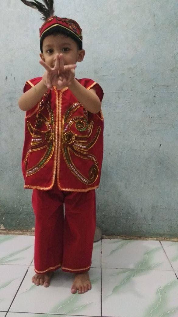 Promo Merdeka!! Baju Karnaval Adat Dayak - ready stock