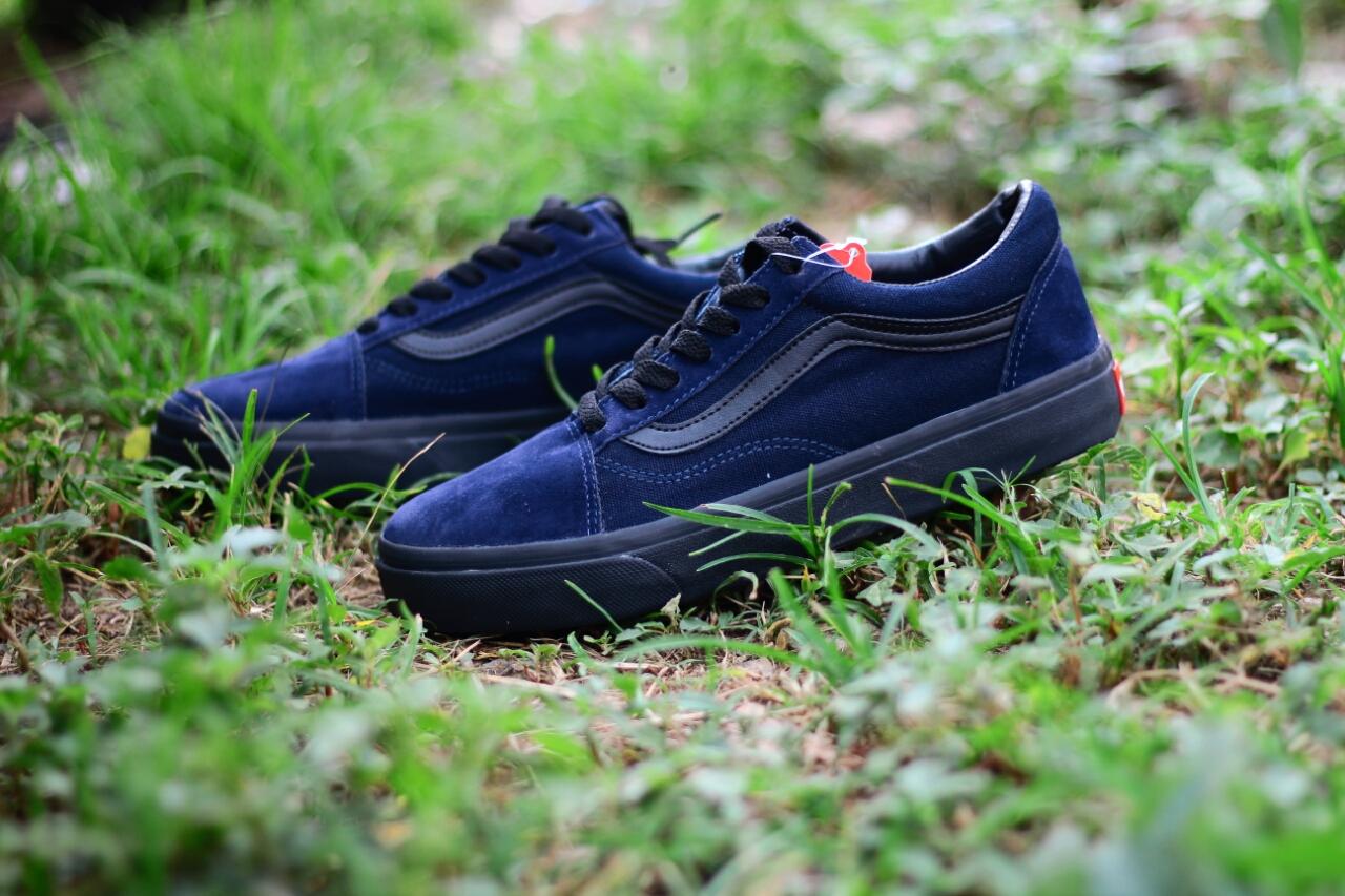 Sepatu Sekolah Casual Vans OldSkool Classic / Sepatu Sneakers Skate Pria
