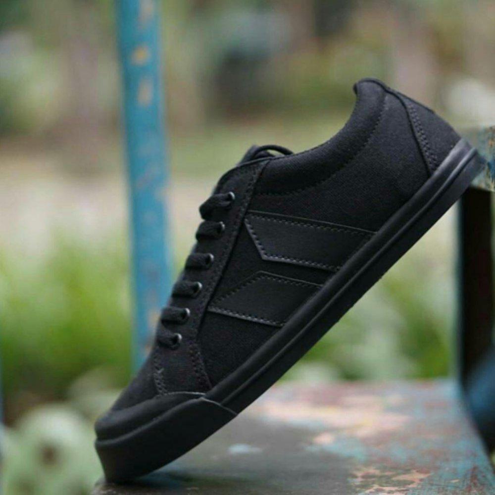 sepatu pro skater makhbeth