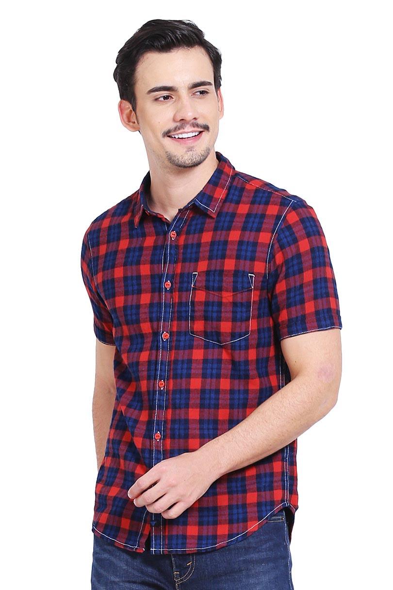 Triple Jeans Kemeja Pria Lengan Pendek Red