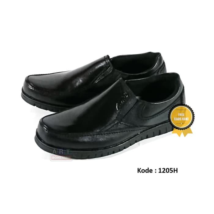 HOT SPESIAL!!! Sepatu Kulit Pria Boots Casual Clarks Slip On 2102