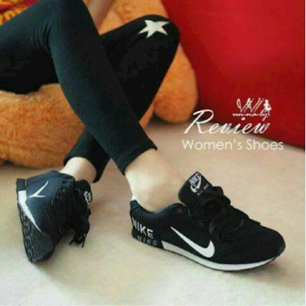 SEPATU KETS SNEAKER NIKE HITAM FULL CEWEK WANITA JOGGING RUNNING CASUAL MURAH
