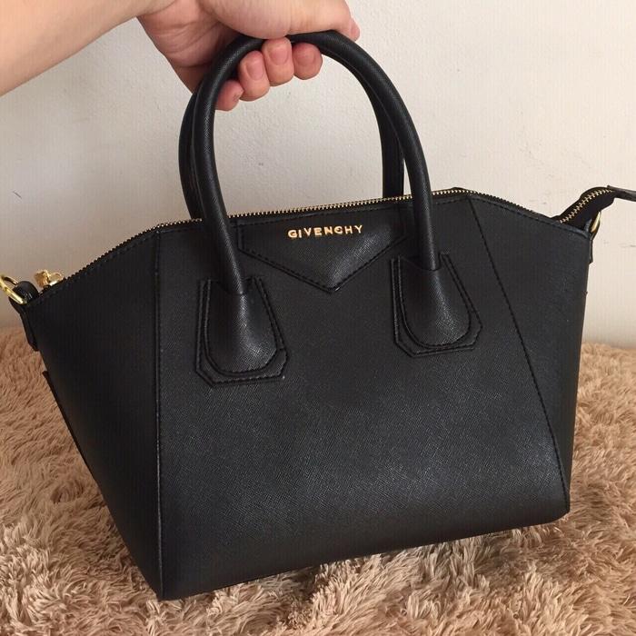 Tas wanita cewek branded kado hadiah pesta Givenchy Antigona Medium