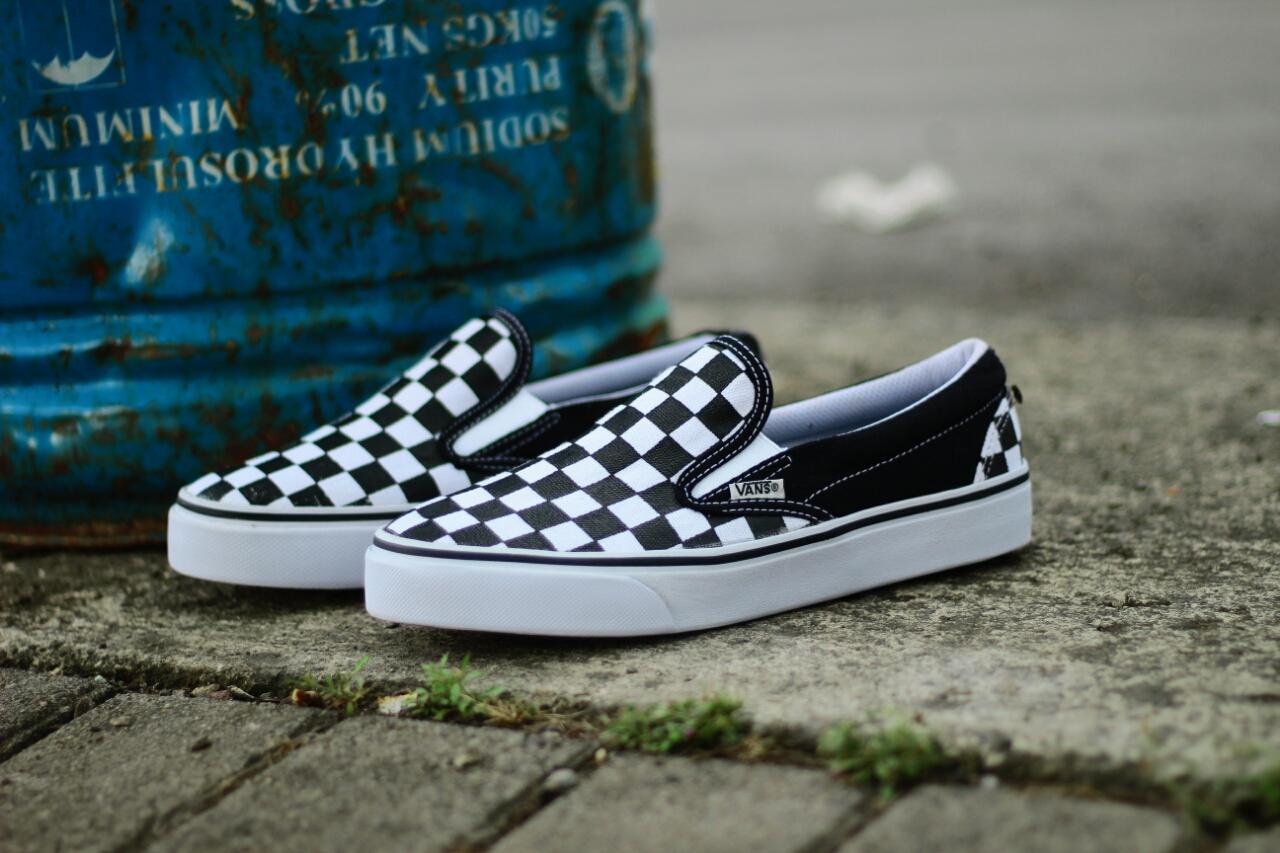 Sepatu Slip-On Pria Casual Vans Slop CheckerBoard Santai Classic