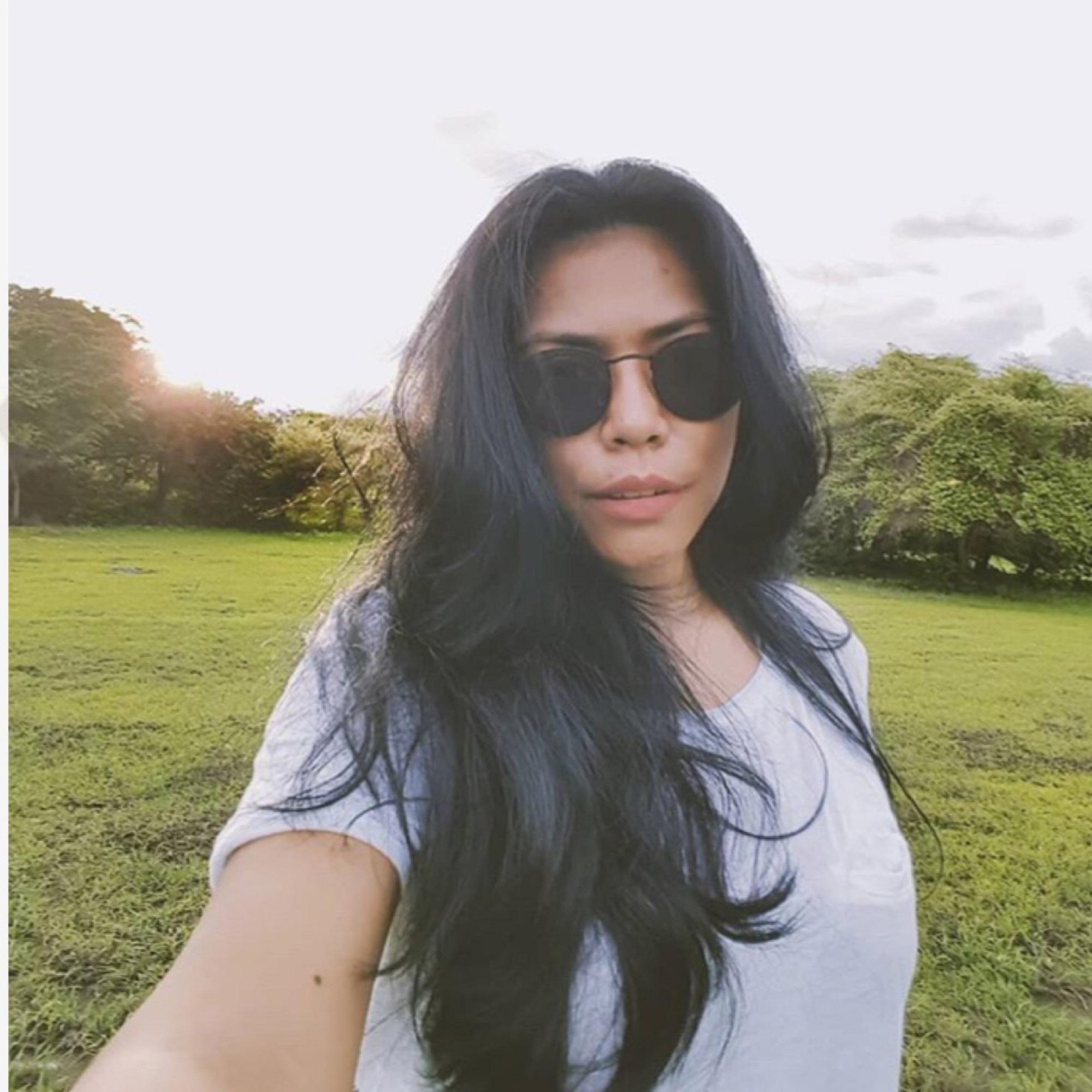 HANNAH SUNGLASSES OREND TAMATA KACAMATA HITAM FRAME LENSA KOREA RAYBAN AKSESORIS FASHION PRIA WANITA UNISEX TERMURAH