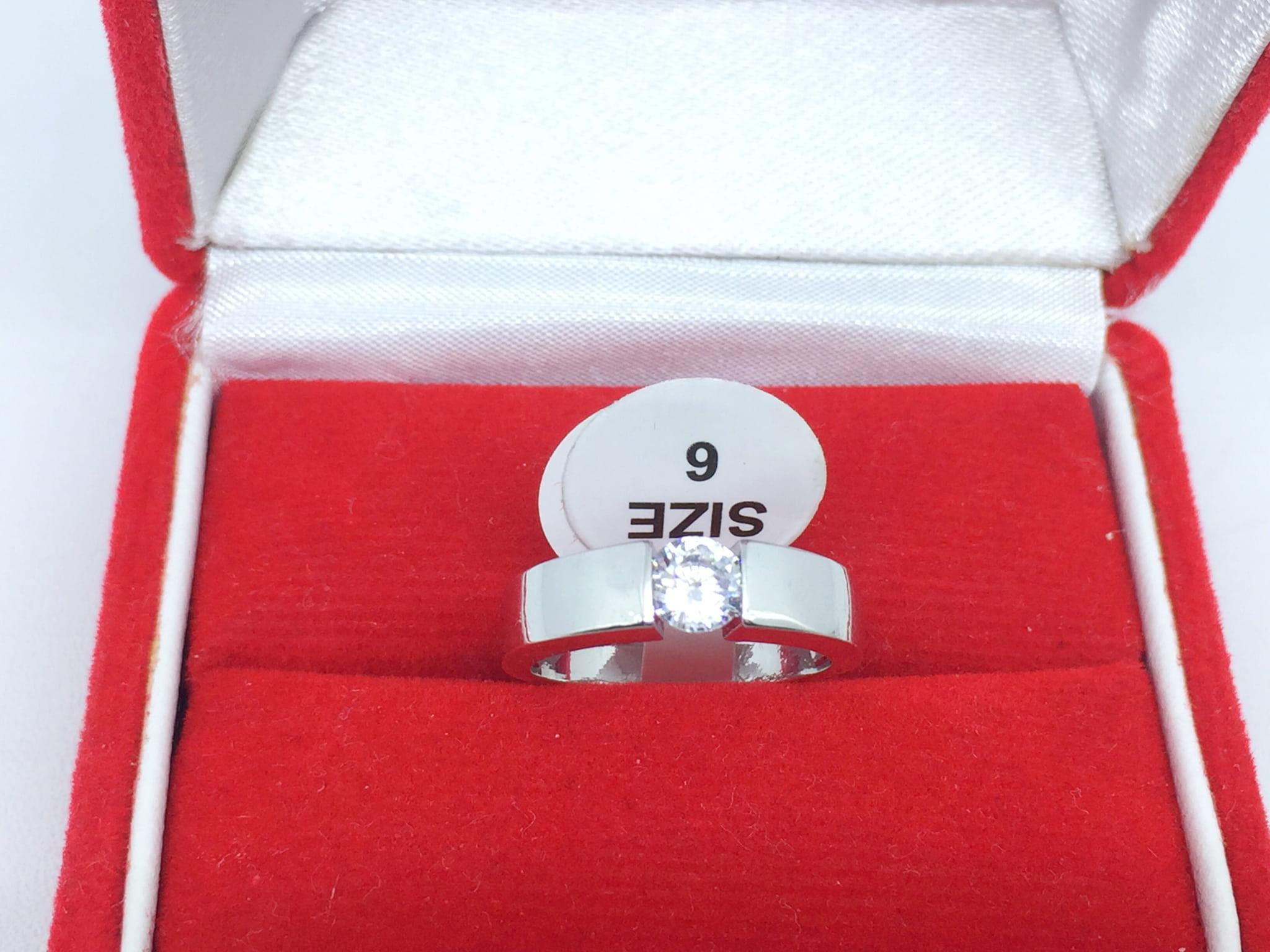 NEW Promo Perhiasan Cincin Silver Lapis Emas Putih Pria Wanita Batu Berlian Putih BR174 Murah