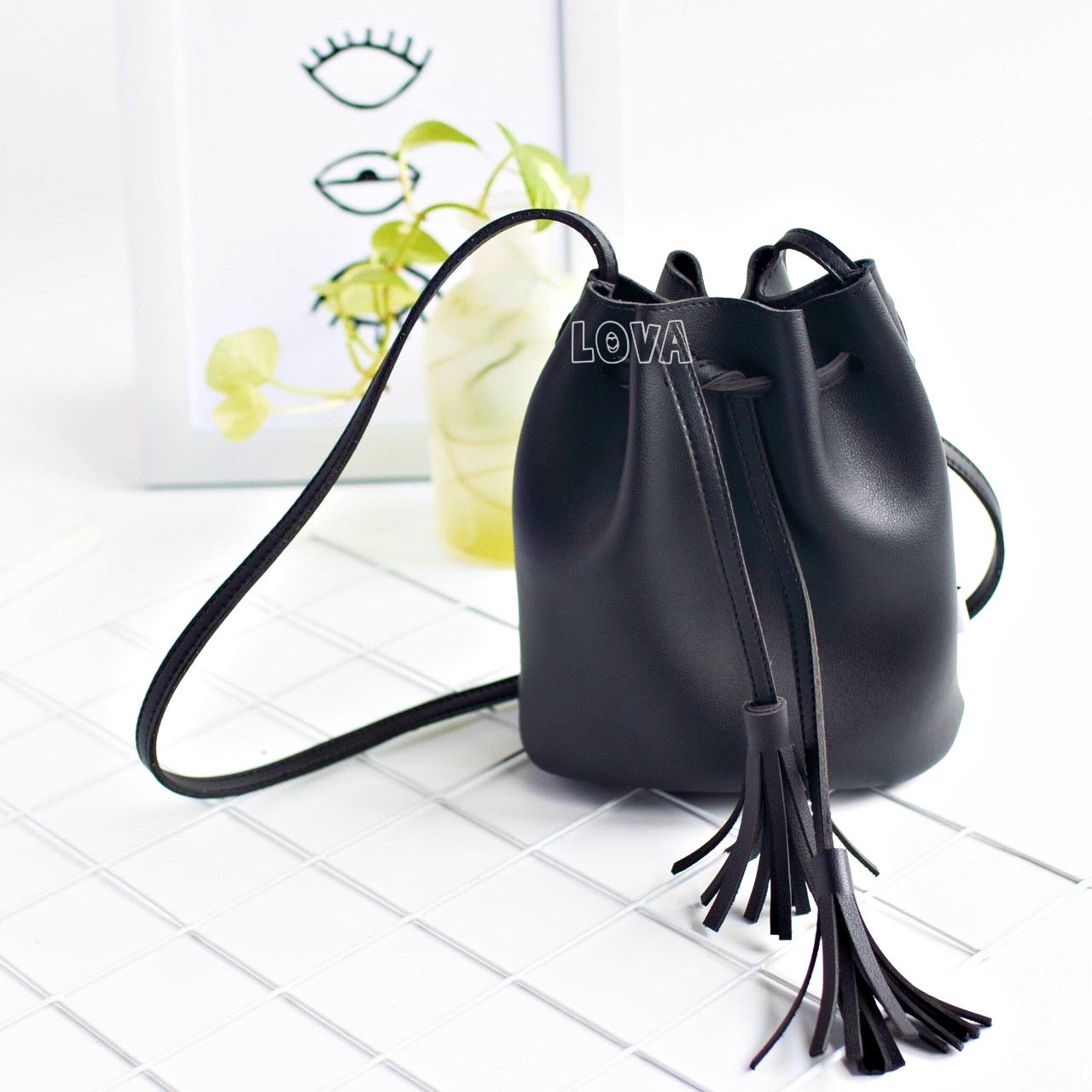 lova.id - SLINGBAG SERUT AIRIN - Tas Selempang Wanita