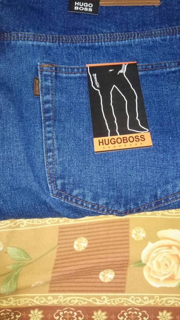 PROMO !! celana panjang jeans hugo boss size 45-48