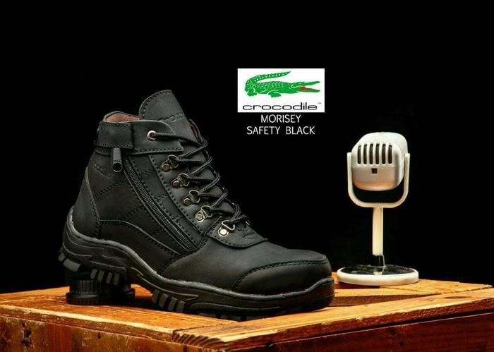 SEPATU SAFETY PRIA CROCODILE HITAM OUTDOOR HIKING TOURING LAPANGAN UJUNG BESI - Sepatu boots safety pria kerja proyek touring casual bikers hunting hiking 