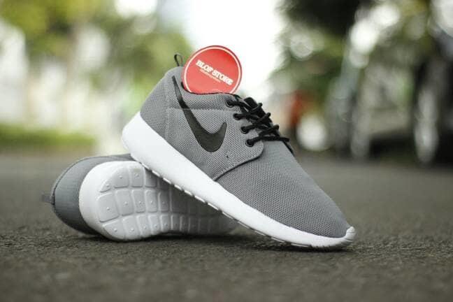 Sepatu Running Nike Roshe Run Abu List Hitam - urkxn9