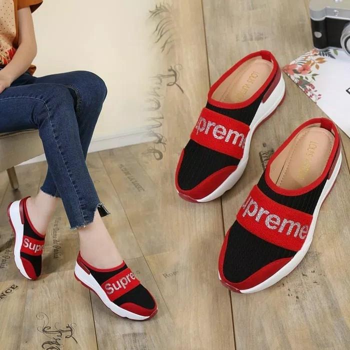 Sepatu Louis Vuitton Supreme 4930-1 merah red