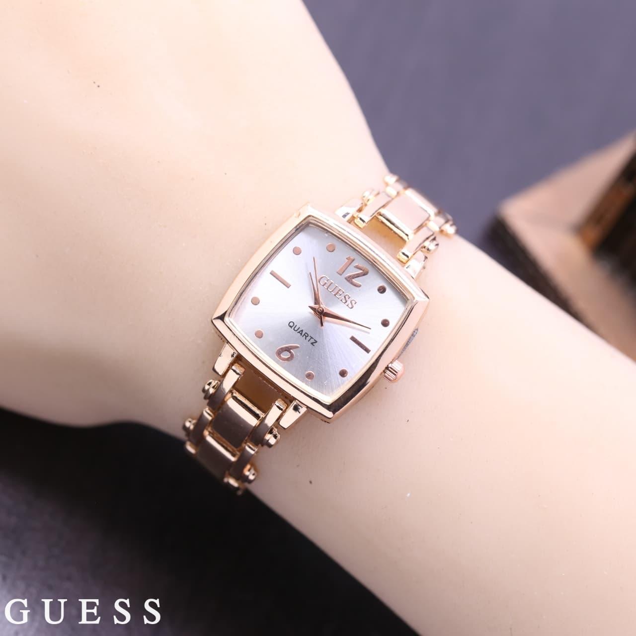 Jam Tangan Wanita Guess Kotak New